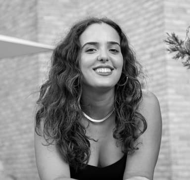 Roya Shariat Roya Shariat