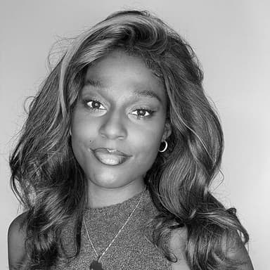 Sheilla Mamona Sheilla Mamona