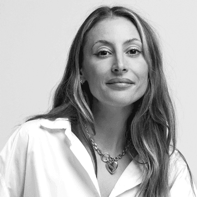 Stella Fabinyi Stella Fabinyi